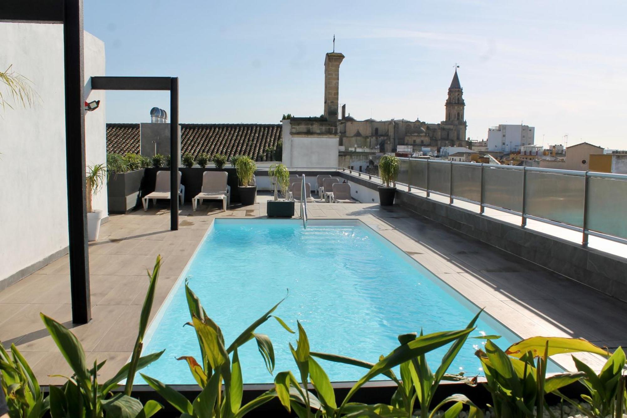 Eszentrico Suites Jerez Χέρεζ Εξωτερικό φωτογραφία