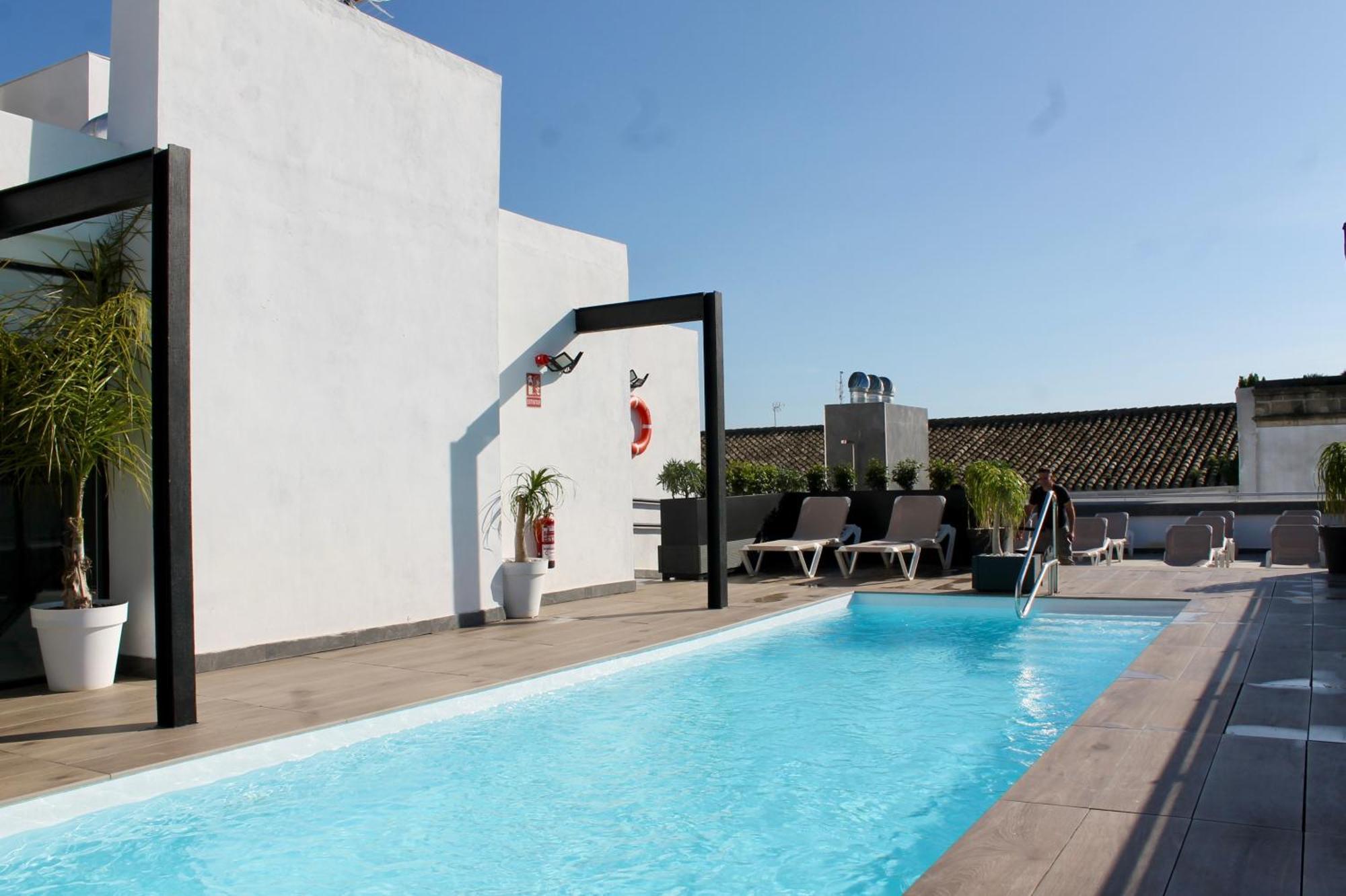 Eszentrico Suites Jerez Χέρεζ Εξωτερικό φωτογραφία