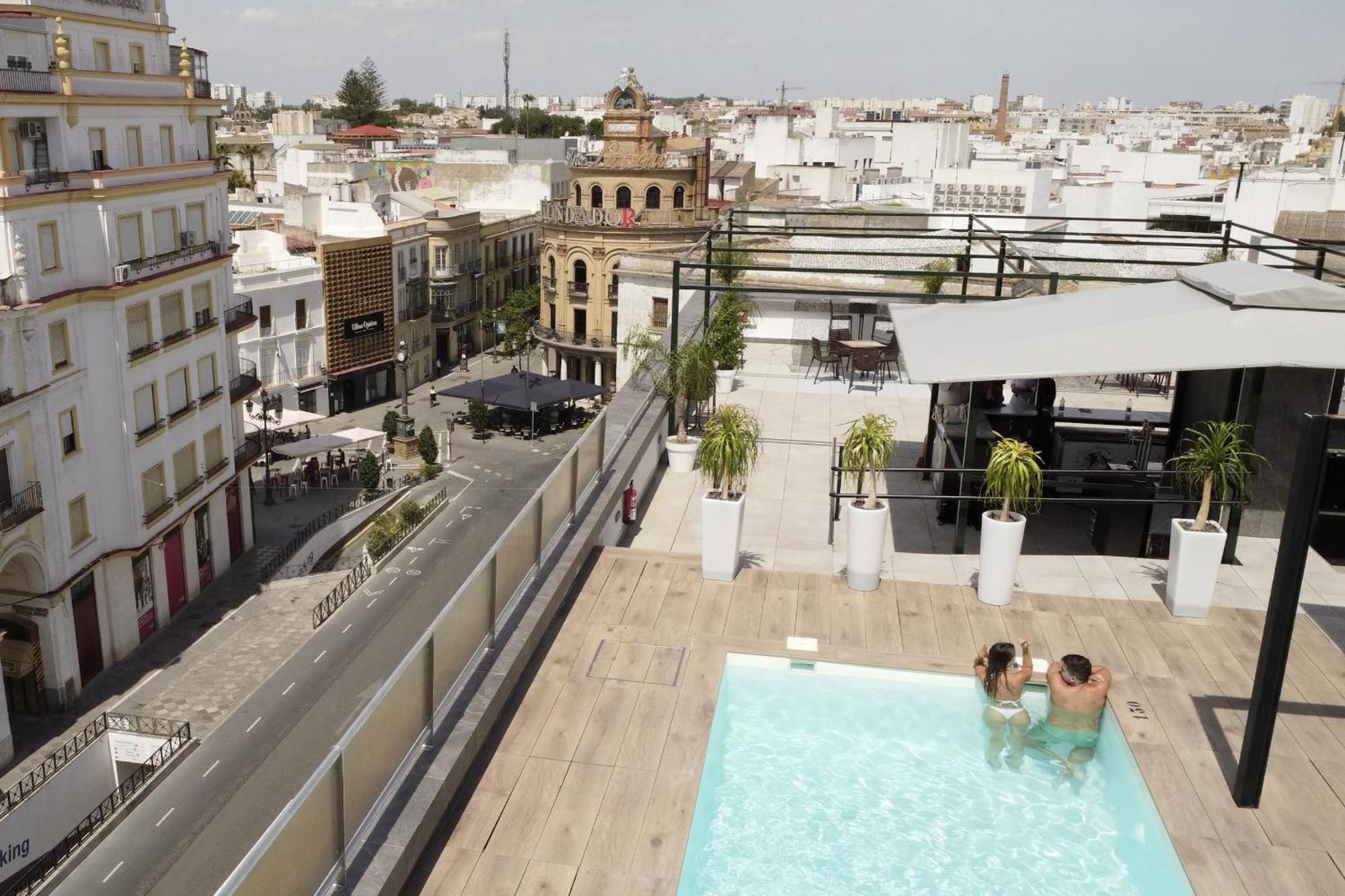 Eszentrico Suites Jerez Χέρεζ Εξωτερικό φωτογραφία