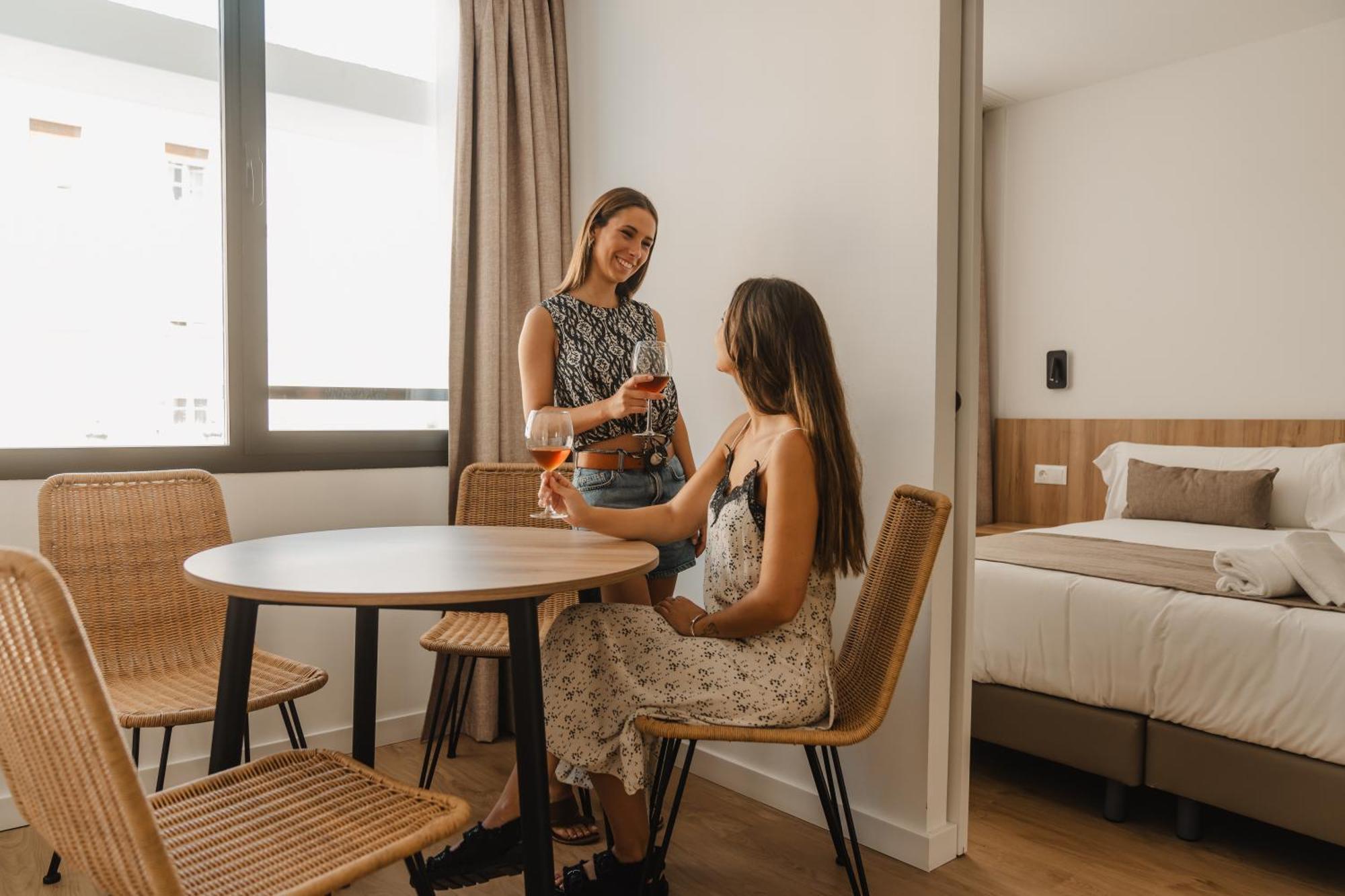 Eszentrico Suites Jerez Χέρεζ Εξωτερικό φωτογραφία